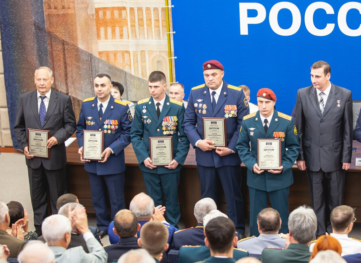 Премия Офицеры России