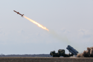 «Украина рискует не сохранить себя как страну» — политолог Бальбек об угрозах Киева в адрес РФ