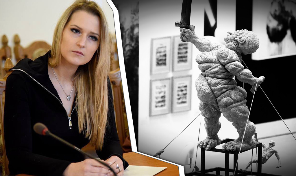 Яна Лантратова и скульптура «Большая мать»