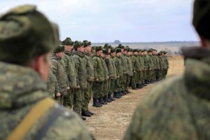 Картаполов пообещал, что призванные на военные сборы россияне не попадут в зону СВО