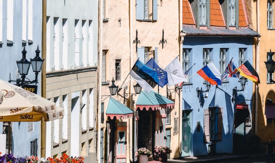 Глава МИД Эстонии Рейнсалу заявил об отсутствии планов закрывать посольство в РФ