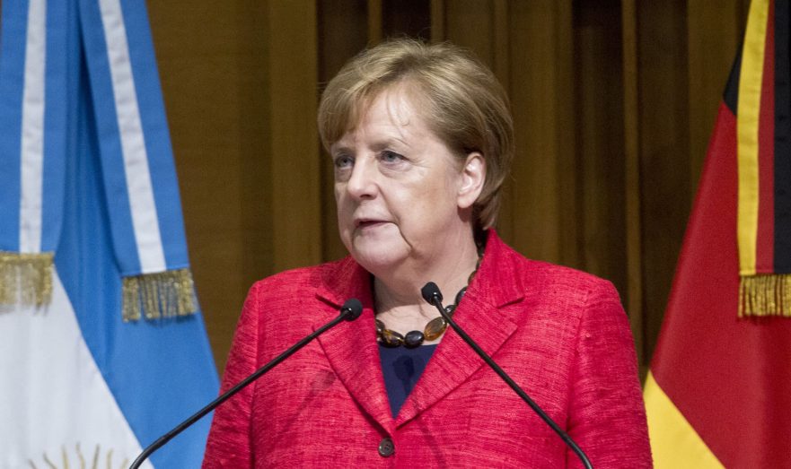 В Кремле отреагировали на слова Меркель о Минских соглашениях