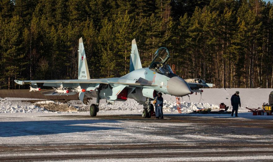 Российские Су-35С уничтожили самолет и С-300 ВСУ