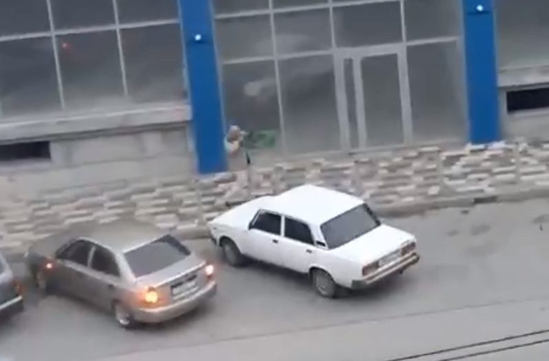 Мужчина в Крымске расстрелял прохожих из винтовки и покончил с собой