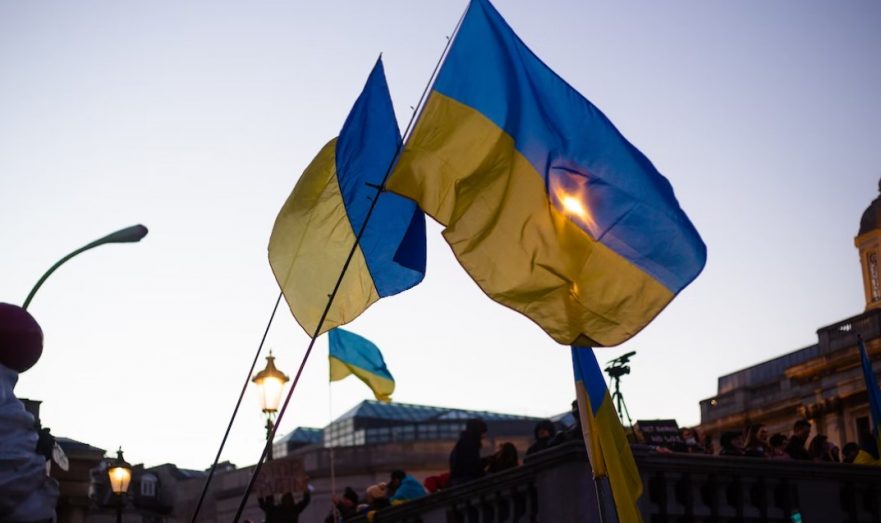 Писатель Беседин заявил, что Россия должна воспользоваться кадровыми перестановками на Украине