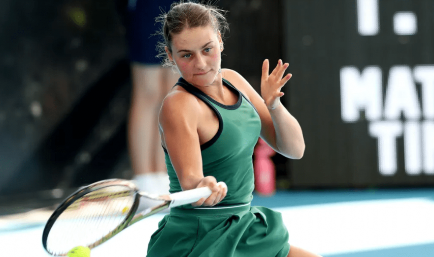 Украинка Костюк отказалась пожимать руки российским теннисисткам на Australian Open