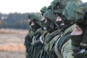 Генерал Соболев ответил на обвинения в запрете бород в зоне СВО