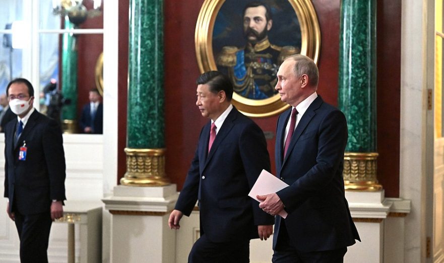SCMP: План Макрона разрушить дружбу Путина и Си обречен на провал