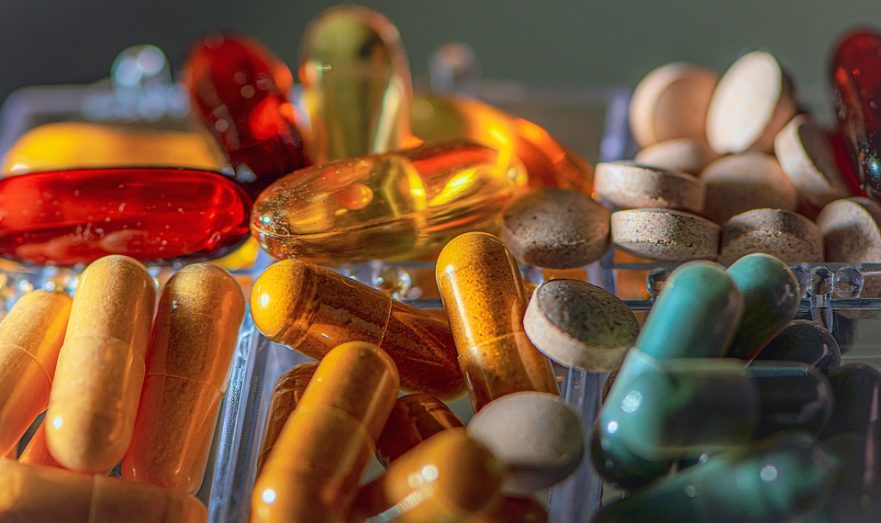 В России отменят декриминализацию ввоза незарегистрированных лекарств из списка ВОЗ