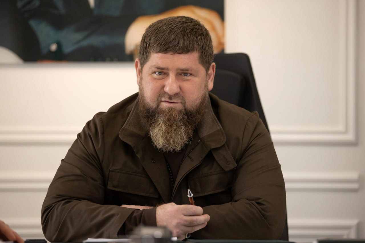 кадыров 2006. кадыров рамзан ахматович. что с кадыровой. рамзан кадыров 2023. кадыров 1994.