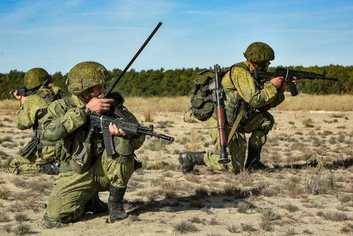 Дрг это что такое в армии. Батальонно-тактическая группа Российской армии. ВДВ учения 2020. Батальонно тактическая группа ВДВ. ВДВ РФ Ратник.