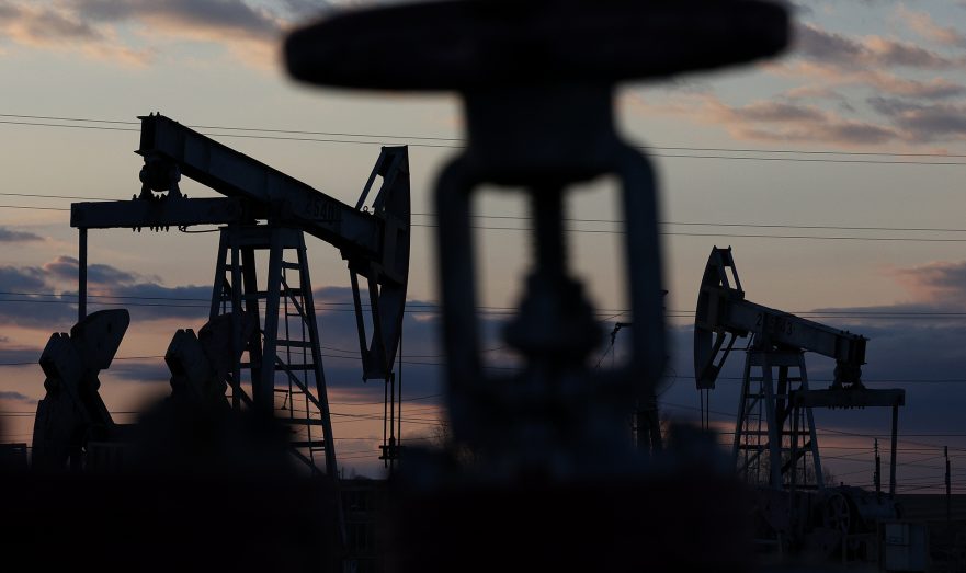BI: Россия получает больше доходов благодаря росту цен на нефть