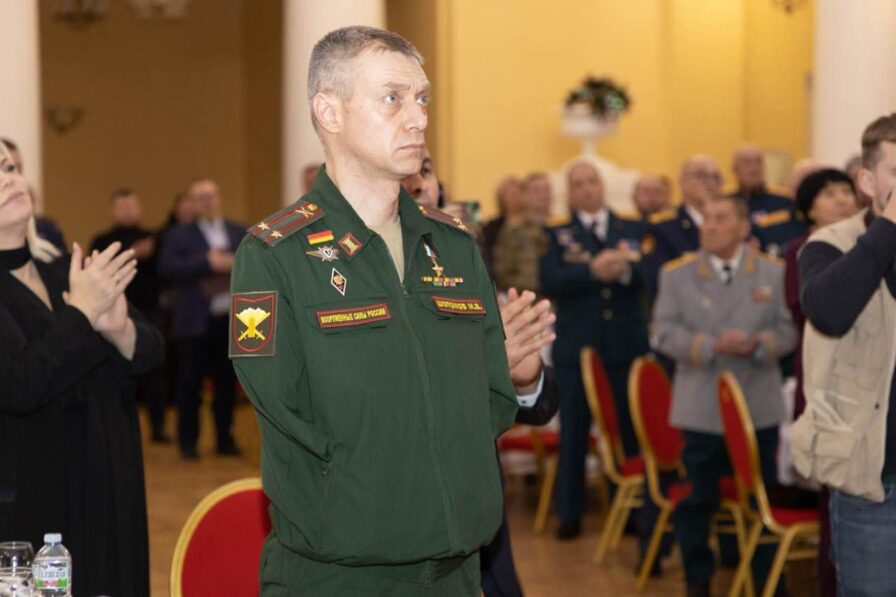 Герой России Максим Шоломов: русский офицер потерял обе руки, спасая жизни своих солдат