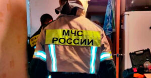 В Бурятии сотрудники МЧС нашли троих попавших под лавину альпинистов