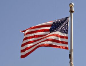 Politico: бывший советник Трампа стал консультантом «Лукойла» по продаже активов