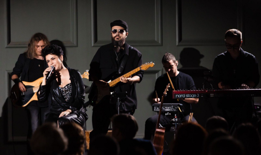 «Мечтай. Люби. Танцуй» согреет в первую рабочую неделю января